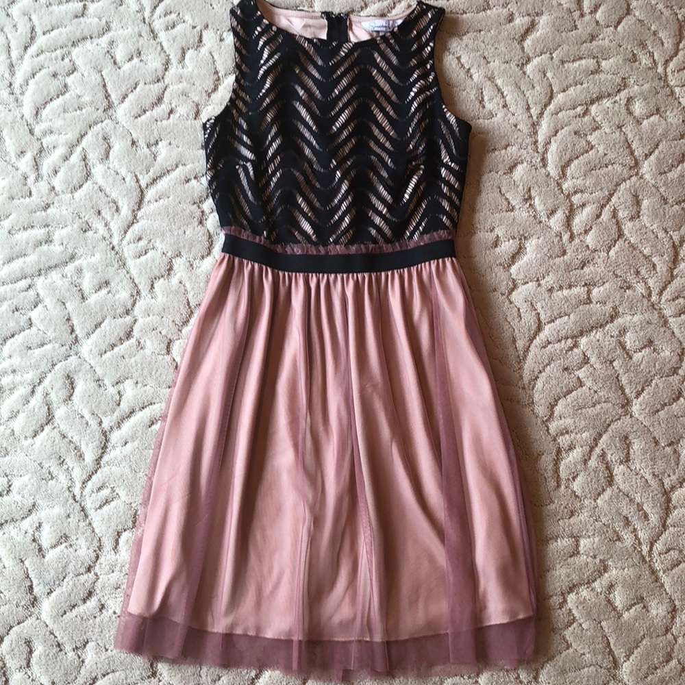 SALE Black lace sleeveless dress